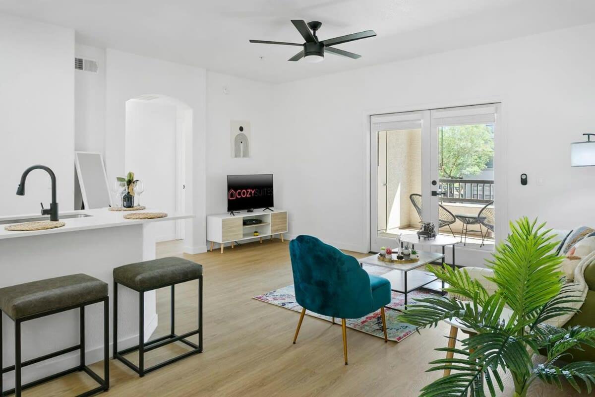 Cozysuites Glendale By The Stadium With Pool 02 Exteriör bild