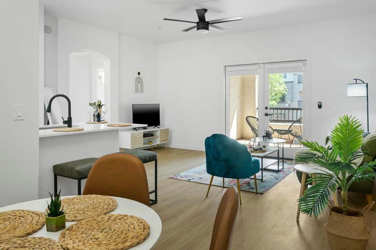 Cozysuites Glendale By The Stadium With Pool 02 Exteriör bild