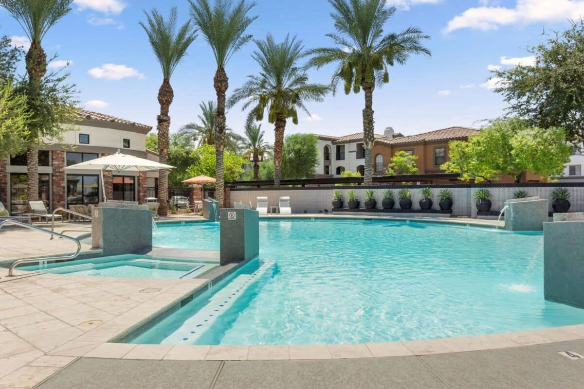 Cozysuites Glendale By The Stadium With Pool 02 Exteriör bild