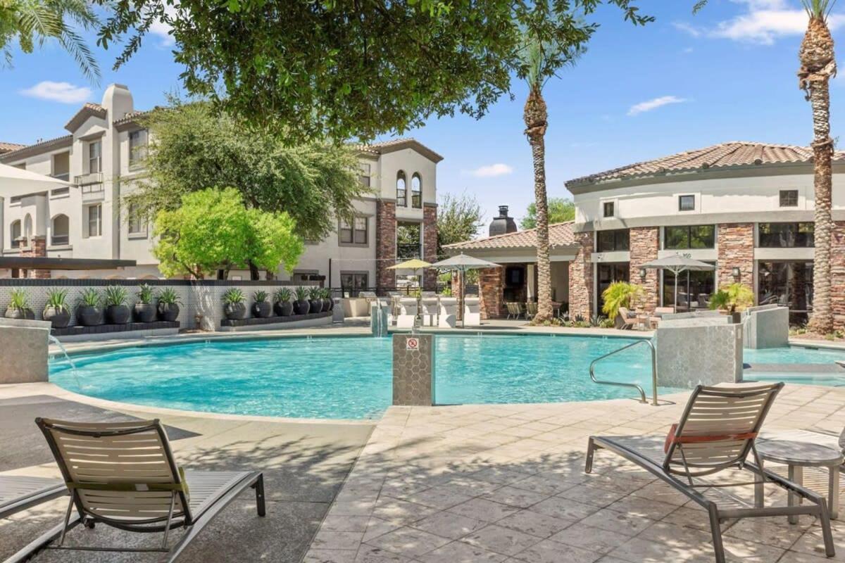 Cozysuites Glendale By The Stadium With Pool 02 Exteriör bild