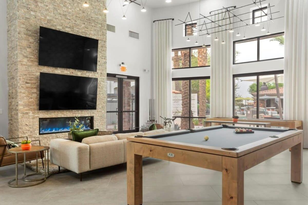 Cozysuites Glendale By The Stadium With Pool 02 Exteriör bild